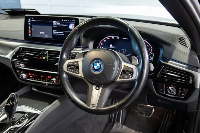 BMW 5 Series 2022
