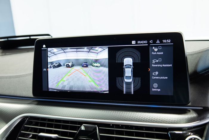 BMW 5 Series 2022