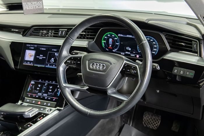 Audi Q8 e-tron 2023