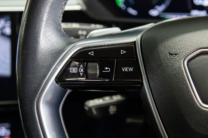 Audi Q8 e-tron 2023