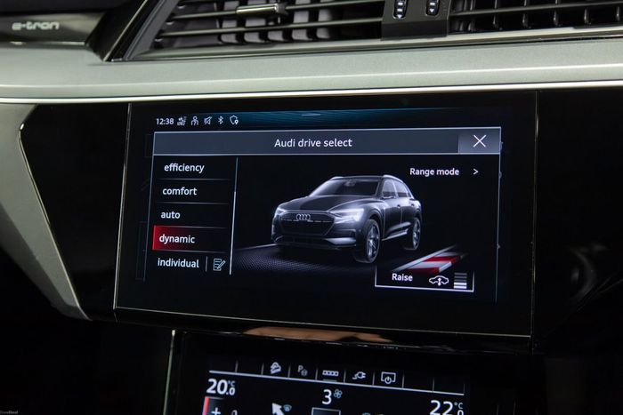 Audi Q8 e-tron 2023