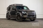 Land Rover Defender 2023