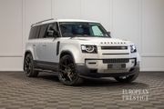 Land Rover Defender 2024