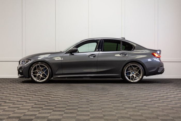 BMW 3 Series 2021