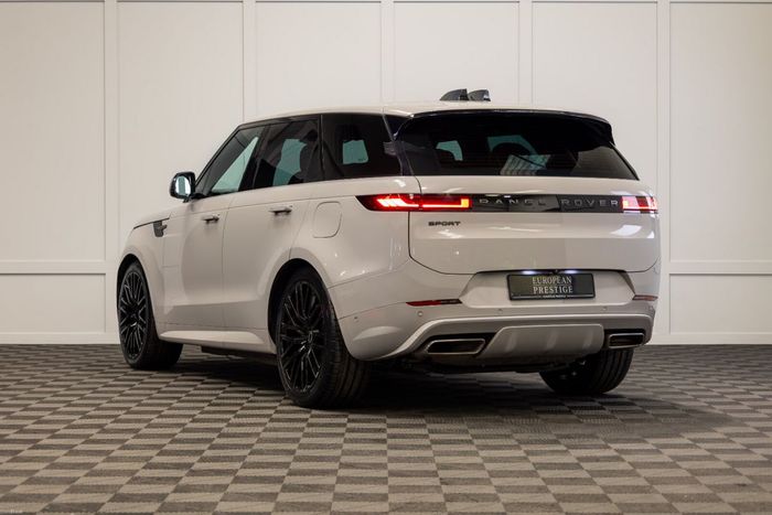 Land Rover Range Rover Sport 2024