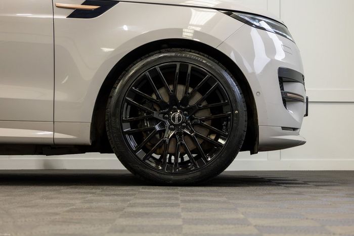 Land Rover Range Rover Sport 2024