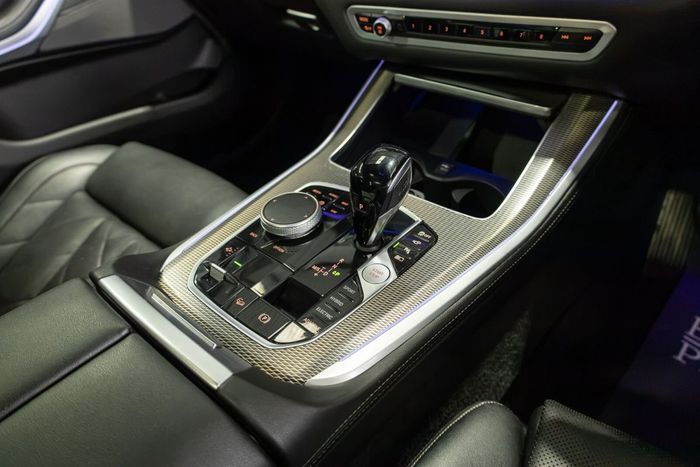 BMW X5 2023