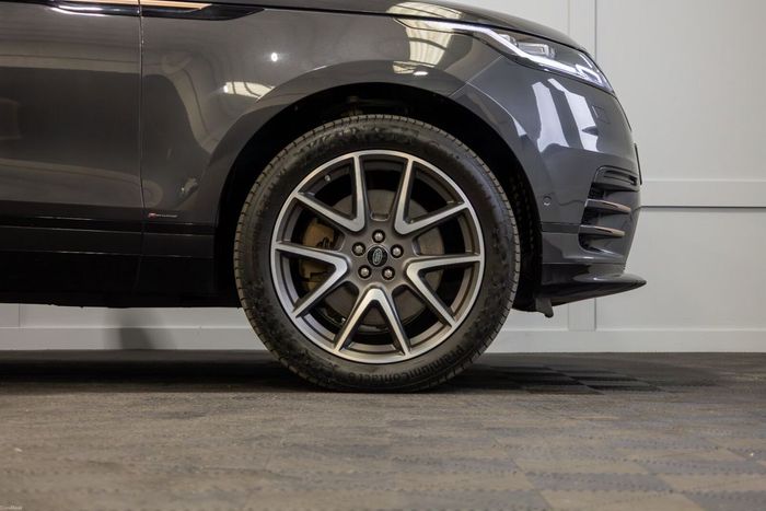 Land Rover Range Rover Velar 2021