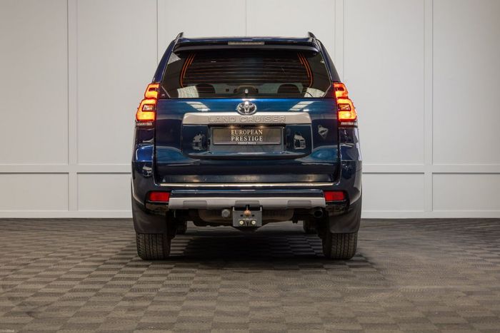 Toyota Landcruiser 2023