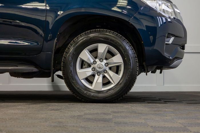 Toyota Landcruiser 2023
