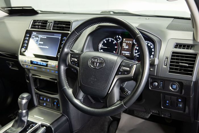 Toyota Landcruiser 2023