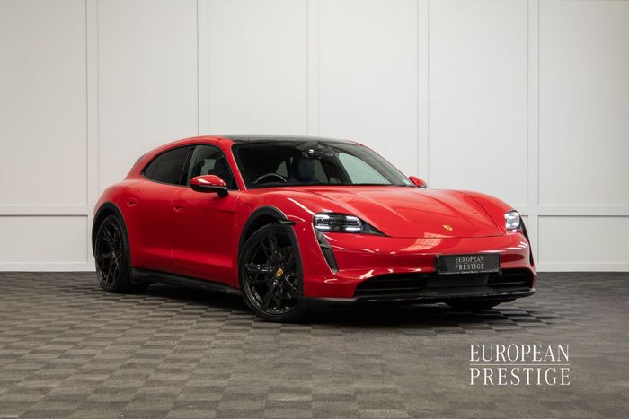 Porsche Taycan 2022