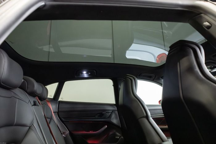 Porsche Taycan 2022