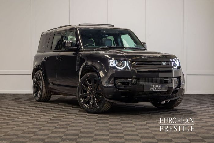 Land Rover Defender 2022