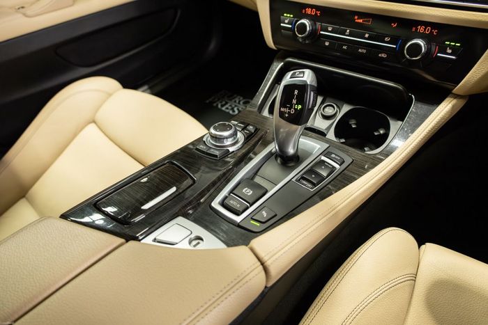 BMW 5 Series 2016