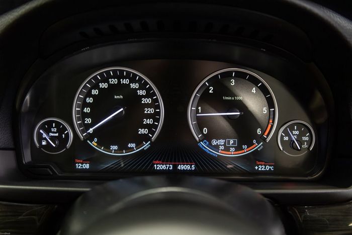 BMW 5 Series 2016