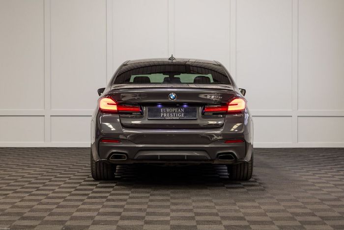 BMW 5 Series 2021