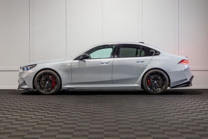 BMW M5 2025