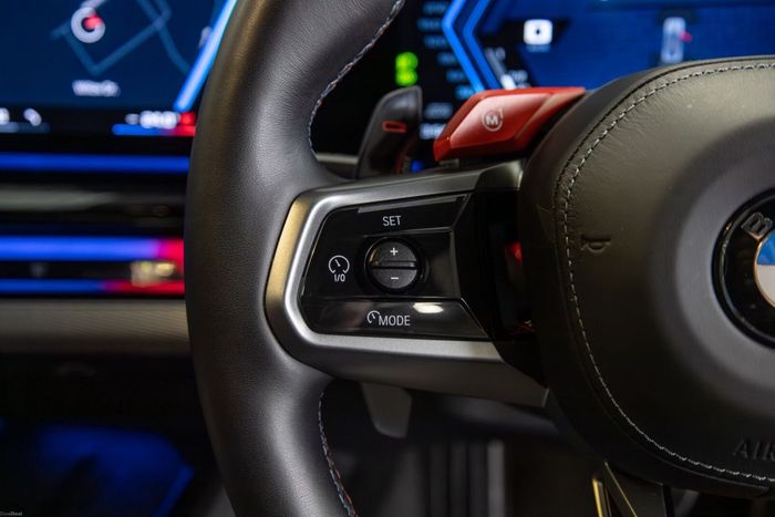 BMW M5 2025