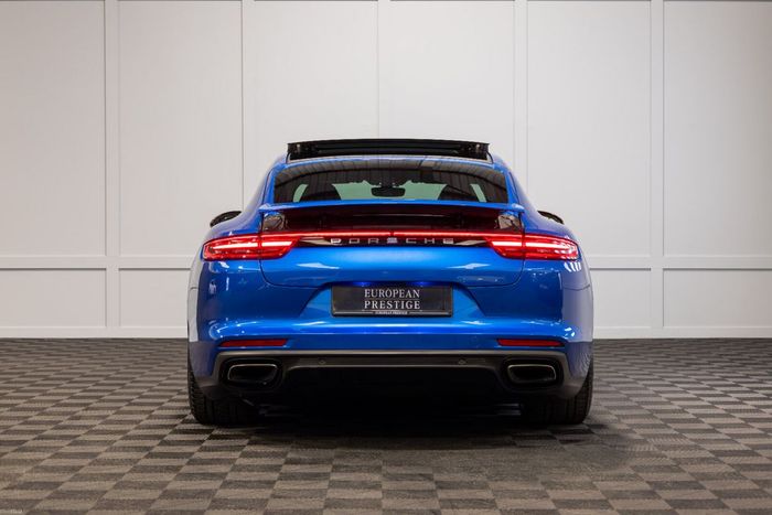 Porsche Panamera 2018
