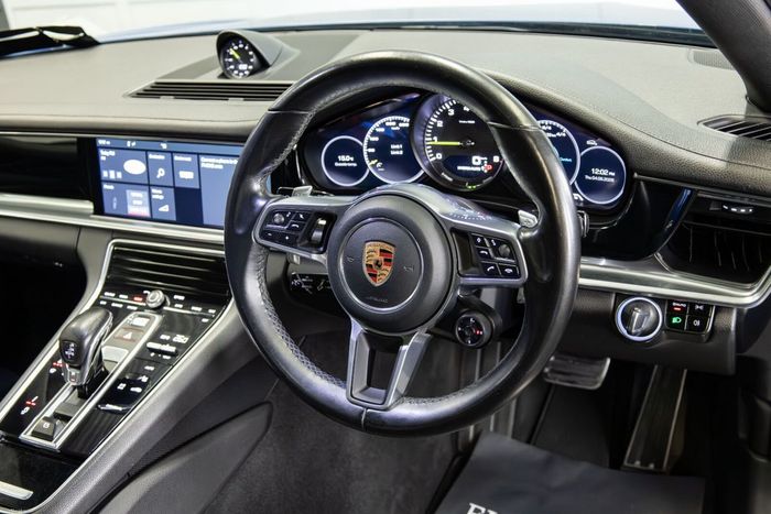 Porsche Panamera 2018