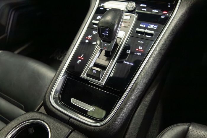 Porsche Panamera 2018