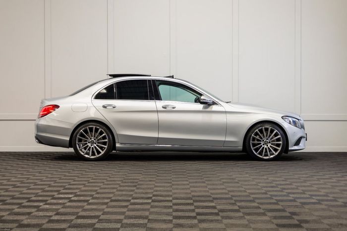 Mercedes-Benz C-Class 2019