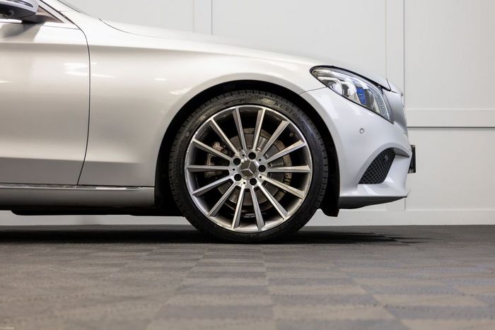 Mercedes-Benz C-Class 2019
