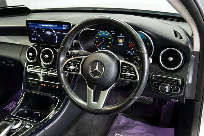 Mercedes-Benz C-Class 2019