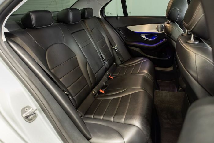 Mercedes-Benz C-Class 2019