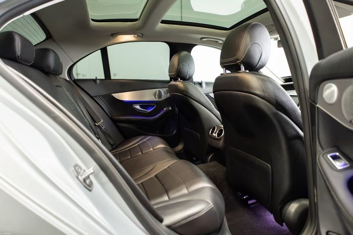Mercedes-Benz C-Class 2019