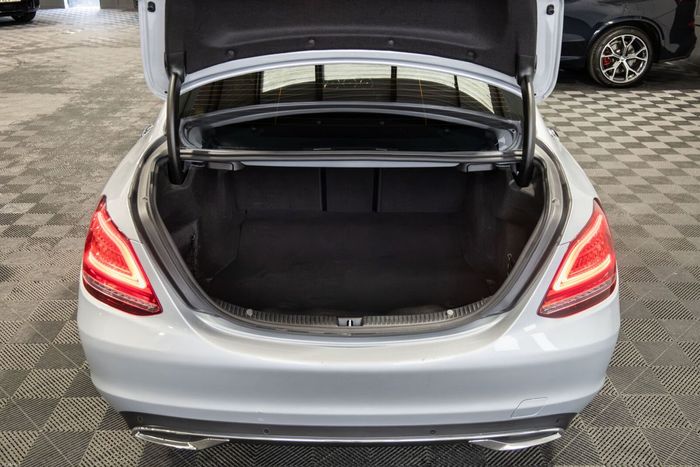 Mercedes-Benz C-Class 2019
