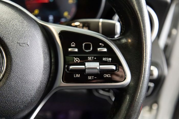 Mercedes-Benz C-Class 2019