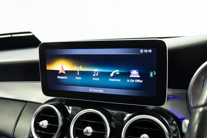 Mercedes-Benz C-Class 2019