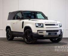 Land Rover Defender 2022