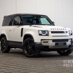 Land Rover Defender 2022