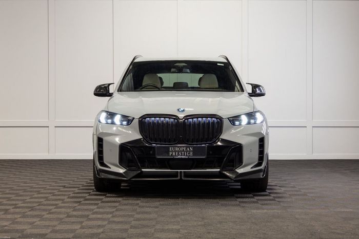 BMW X5 2023
