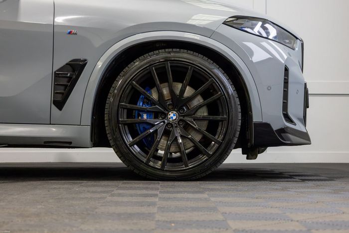 BMW X5 2023