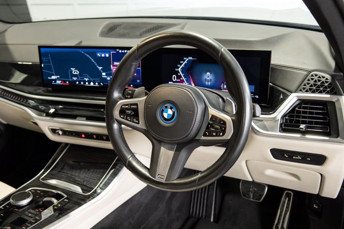 BMW X5 2023