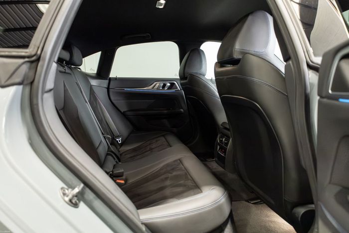 BMW i4 2023