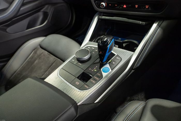 BMW i4 2023