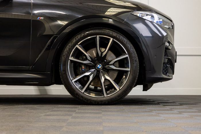BMW X7 2022