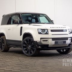 Land Rover Defender 2022