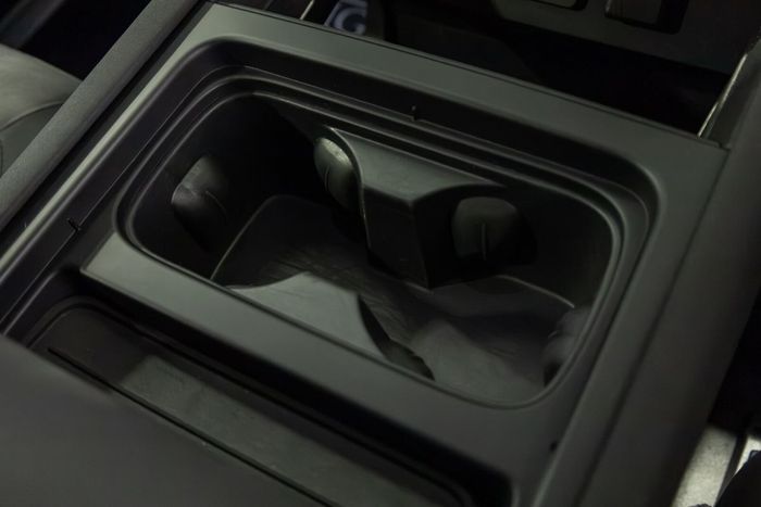 Land Rover Defender 2022