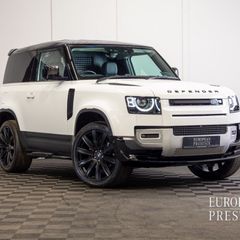 Land Rover Defender 2022