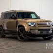 Land Rover Defender 2024