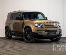 Land Rover Defender 2024