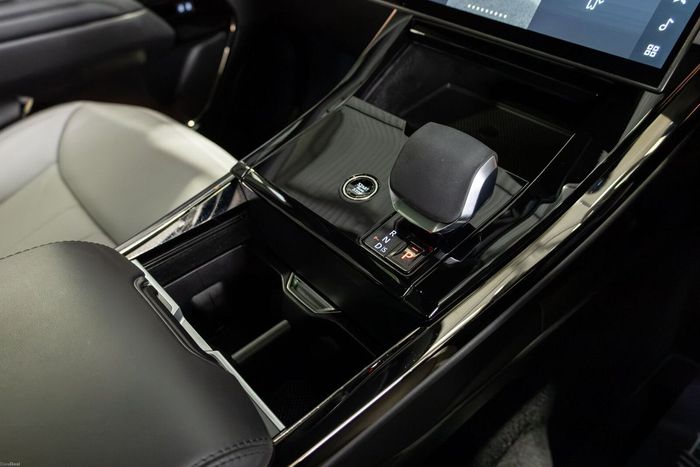 Land Rover Range Rover Sport 2024
