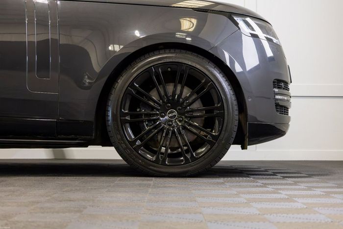 Land Rover Range Rover 2024