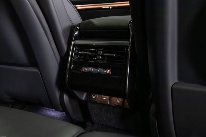 Land Rover Range Rover Sport 2023